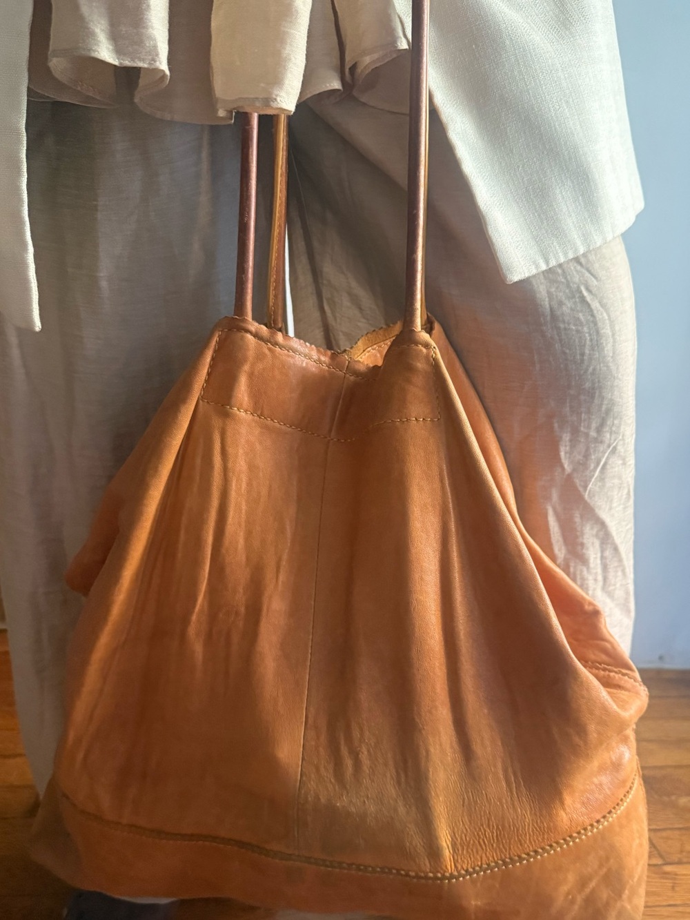 Vintage Cognac Leather Slouchy Hobo Tote XL Soft Distressed Carryall Laptop Bag - Picture 5 of 13